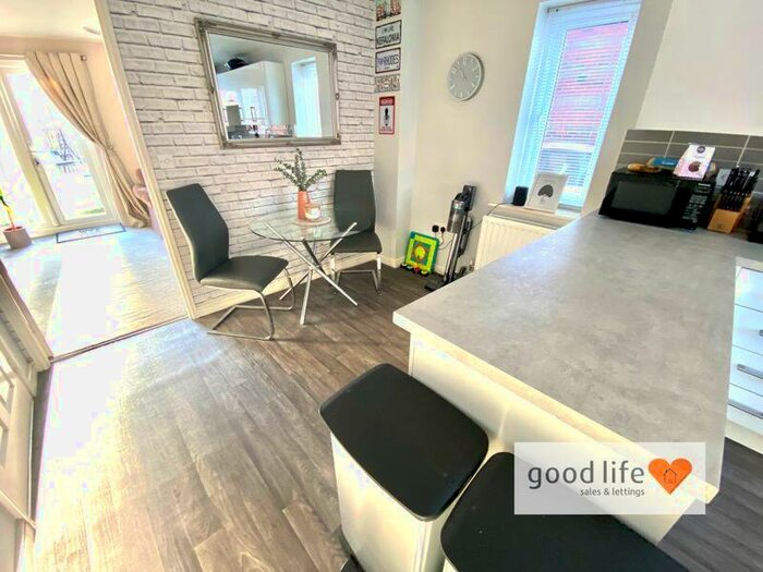 3 Bedroom Semi-Detached House For Sale In Fordfield Road, Ford Estate, Sunderland, SR4