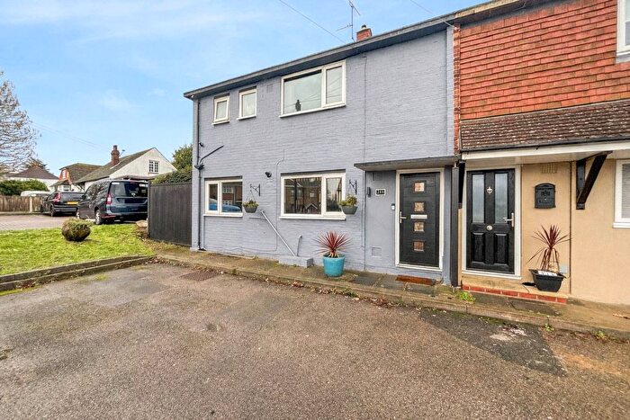 3 Bedroom End Terrace House For Sale In Walderslade Road, Walderslade, Kent, ME5