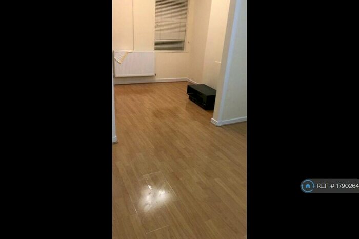 2 Bedroom Terraced House To Rent In Ismay Street, Liverpool, L4