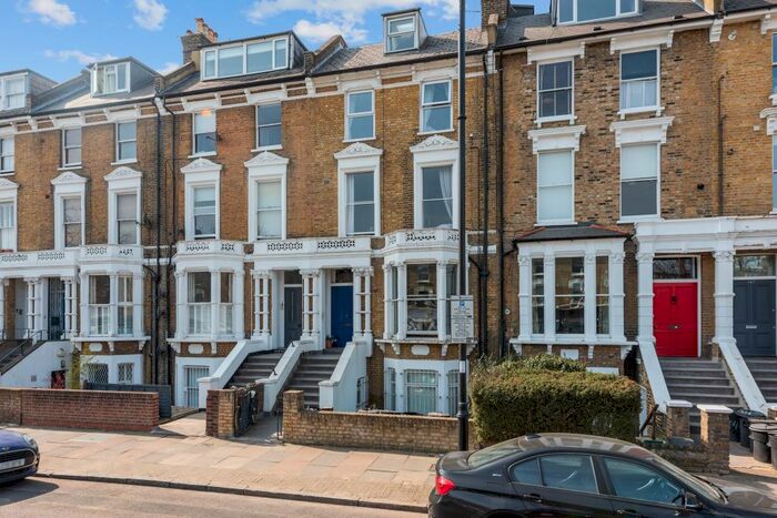 1 Bedroom Apartment To Rent In Petherton Road, Newington Green, London, N5