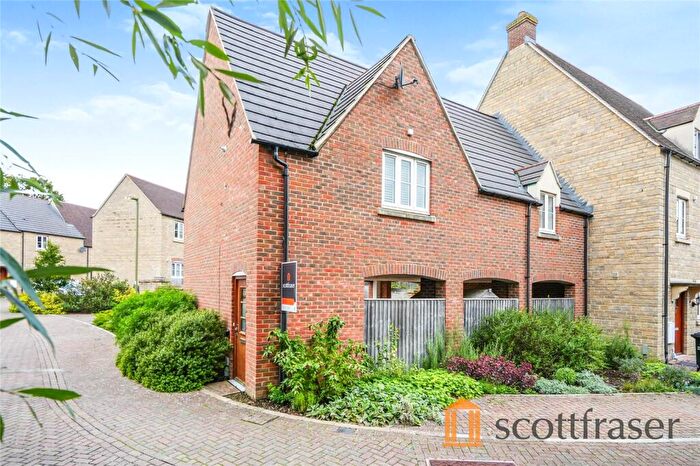 2 Bedroom End Of Terrace House For Sale In Willowbank, Witney, Oxfordshire, OX28