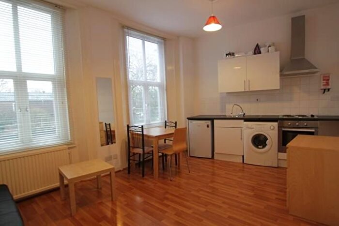 Studio To Rent In Camden Road, Holloway, London, N7