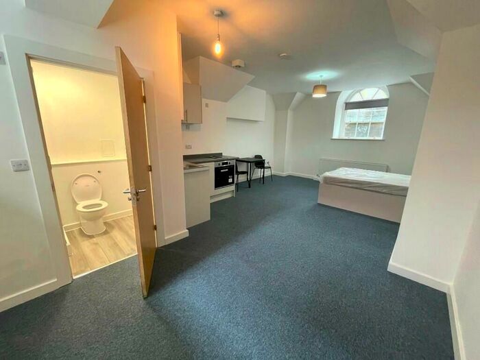 Studio To Rent In Albert Terrace Road, Sheffield, S6