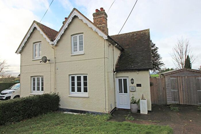 2 Bedroom Semi-Detached House To Rent In Thorne Hill, Ramsgate, Kent, CT12