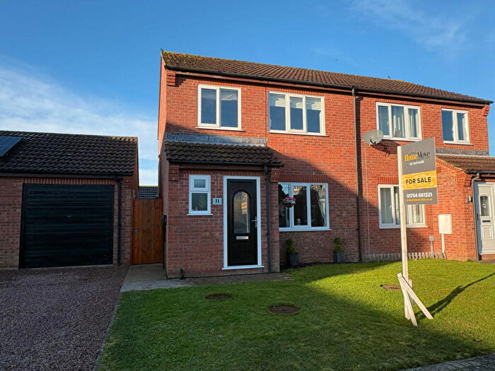 3 Bedroom Semi Detached House For Sale In Fagans Way, Skegness, Lincolnshire, PE25