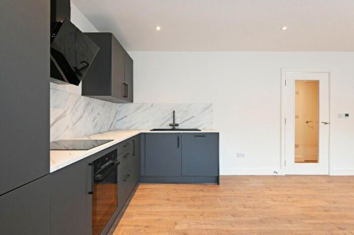 2 Bedroom Apartment To Rent In Little London Road, Sheffield, S8