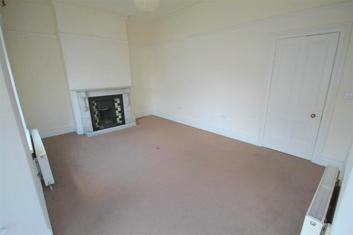 2 Bedroom Detached House To Rent In South Road, Kingswood, Bristol, BS15