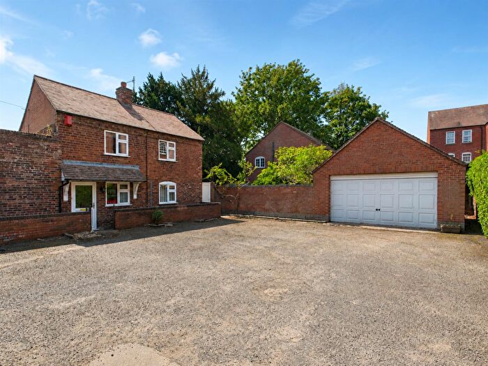 3 Bedroom Detached House For Sale In Severn Side South, Bewdley, Worcestershire, DY12