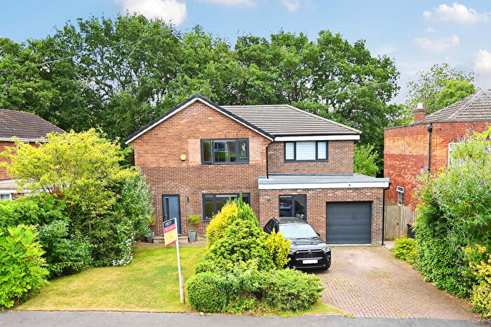 5 Bedroom Detached House For Sale In Ashgarth Court, Harrogate, HG2