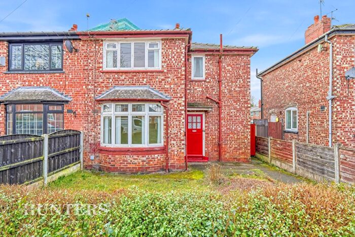 3 Bedroom Semi Detached House For Sale In Scotland Hall Road, Newton Heath, Manchester, M40