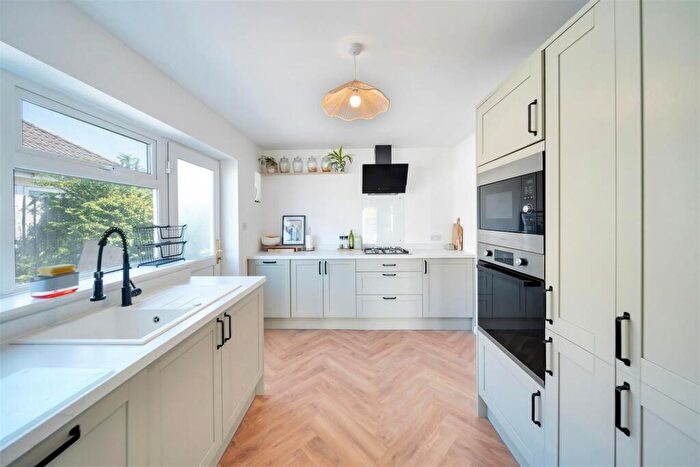 3 Bedroom Semi-Detached Bungalow For Sale In Gleneagles Drive, Ipswich, IP4