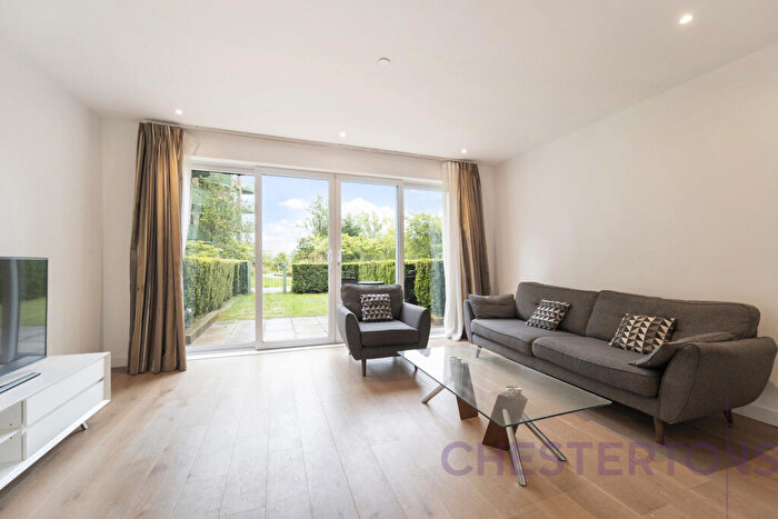 3 Bedroom Mews To Rent In Astell Road, Canary Wharf, SE3