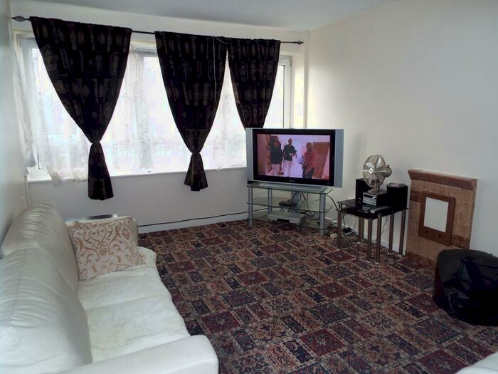 1 Bedroom Flat To Rent In Enterprise House, Barking, IG11