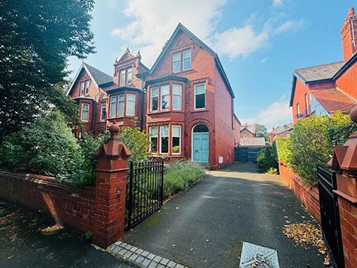 4 Bedroom Town House For Sale In Riversleigh Avenue - Lytham St. Annes -, FY8