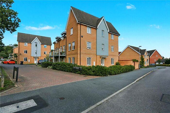 3 Bedroom End Of Terrace House For Sale In Willowcroft Way, Cringleford, Norwich, Norfolk, NR4