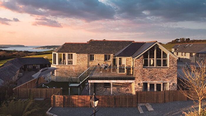 7 Bedroom Detached House For Sale In Higher Halwyn Farm, Cornwall Collection, PL27