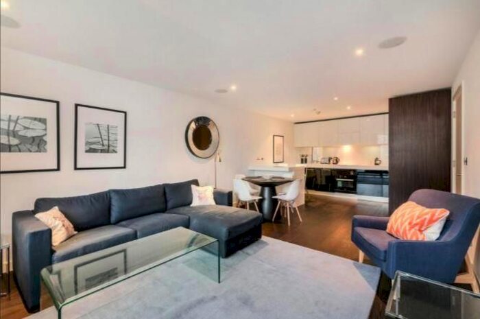 2 Bedroom Flat To Rent In Clipstone Street, Fitzrovia, London, W1W