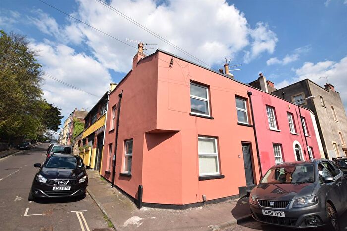 3 Bedroom End Of Terrace House To Rent In Bath Buildings, Montpelier, Bristol, BS6