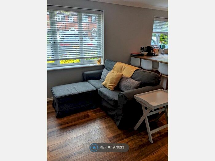 1 Bedroom End Of Terrace House To Rent In The Orchard, Lightwater, GU18