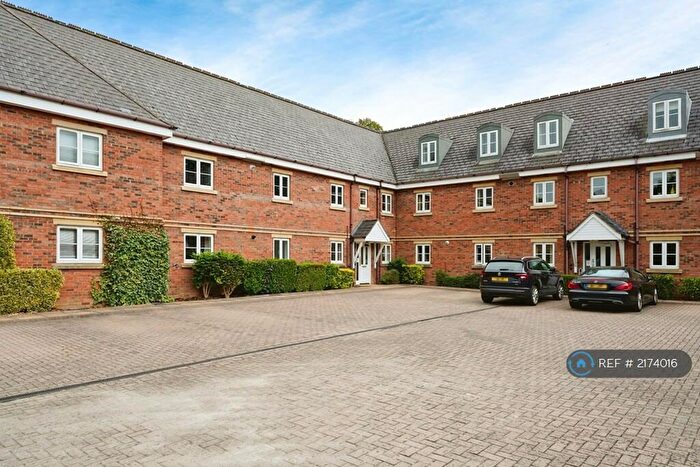 2 Bedroom Flat To Rent In Wade Court, Cheltenham, GL51