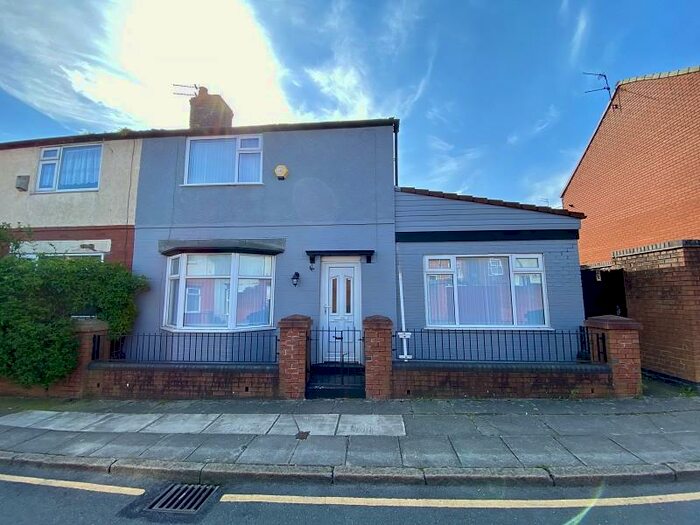 4 Bedroom Semi-Detached House To Rent In Heyes Street, Liverpool, Merseyside., L5