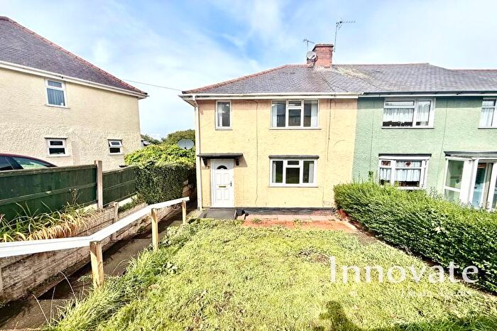 2 Bedroom Semi-Detached House To Rent In Highfield Crescent, Halesowen, B63