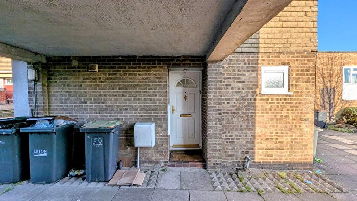 4 Bedroom Link Detached House To Rent In Brussels Way, Luton, LU3