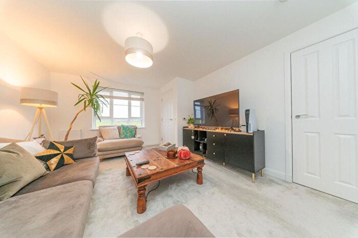 3 Bedroom Terraced House For Sale In Darnley Drive, Winchburgh, EH52