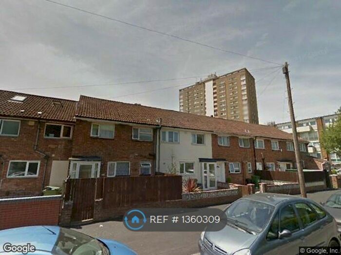 3 Bedroom Terraced House To Rent In Blackfriars Road, Southsea, PO5