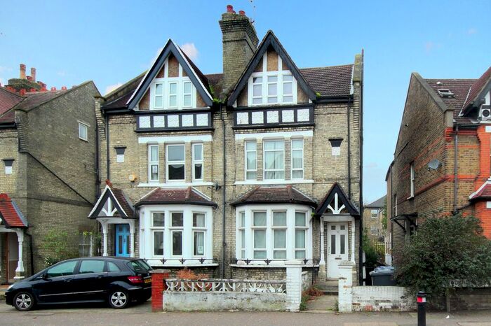 1 Bedroom Flat To Rent In Broughton Road, London W13