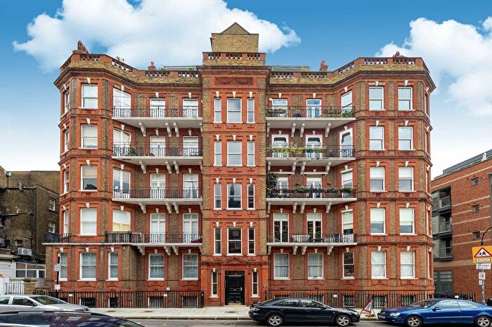 2 Bedroom Flat To Rent In Avonmore Road, Olympia, W14
