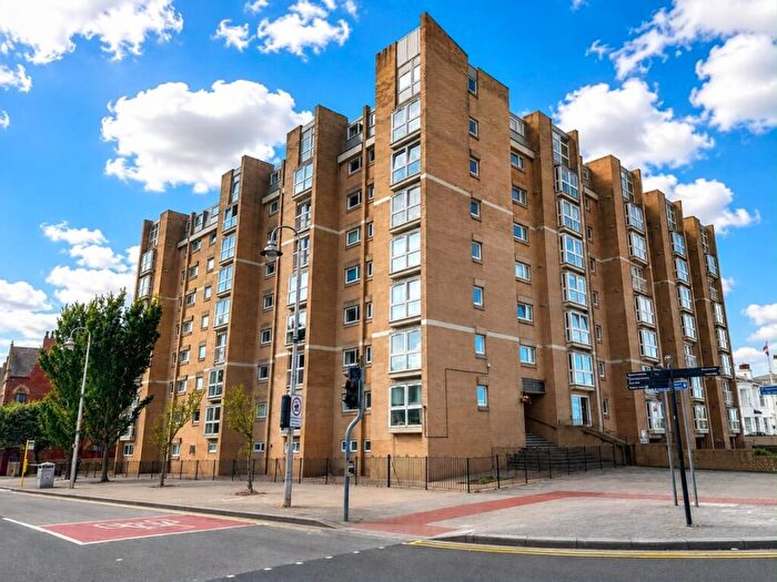 2 Bedroom Apartment For Sale In Maritime Court, Promenade, Southport, Merseyside, PR8