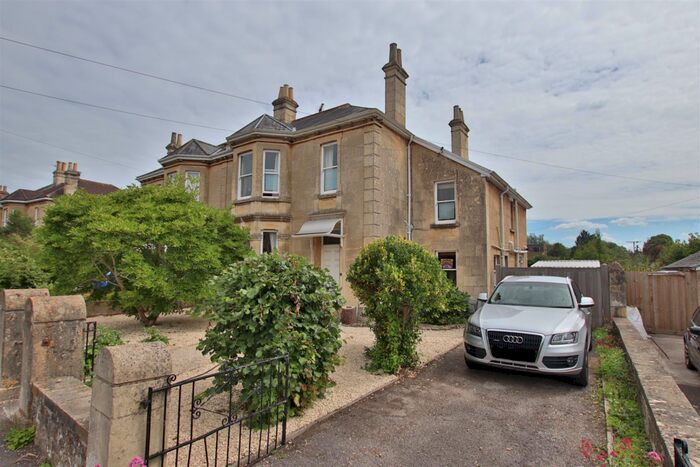 4 Bedroom House To Rent In Penn Lea Road, Bath, BA1