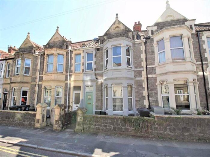 2 Bedroom Flat To Rent In Brighton Road, Weston-super-Mare, North Somerset, BS23
