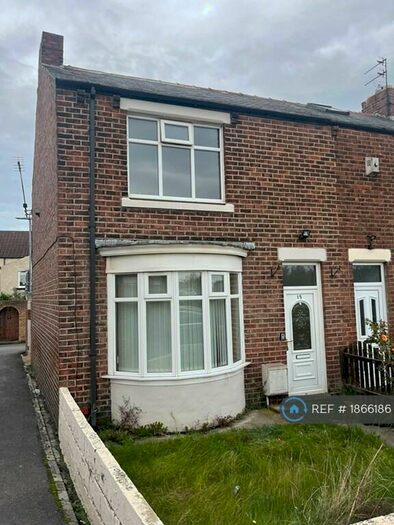 2 Bedroom End Of Terrace House To Rent In Windsor Avenue, Spennymoor, DL16