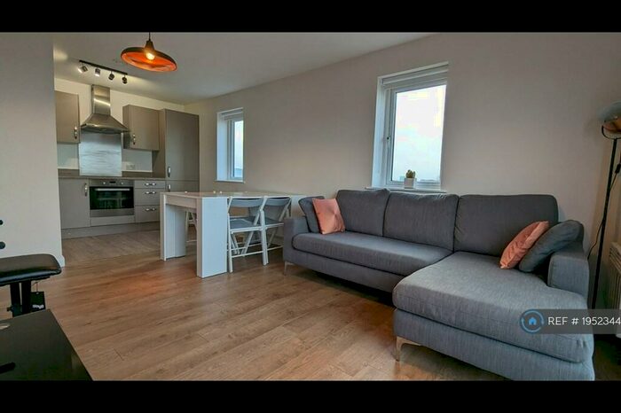 2 Bedroom Flat To Rent In Little Brights Road, Belvedere, DA17