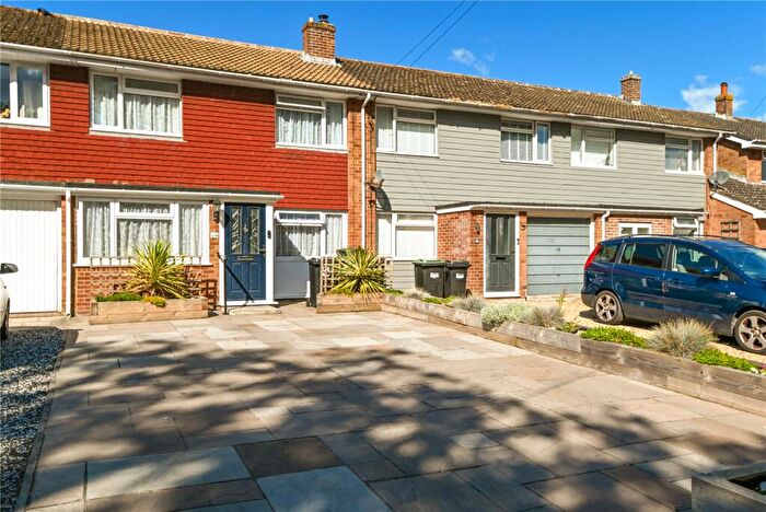 4 Bedroom Terraced House For Sale In Stopples Lane, Hordle, Lymington, Hampshire, SO41