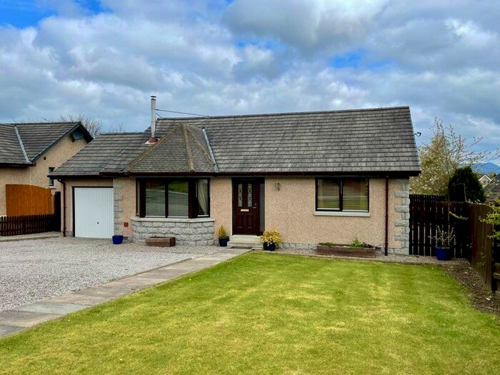 4 Bedroom Bungalow For Sale In Burnbank Road, Alford, AB33