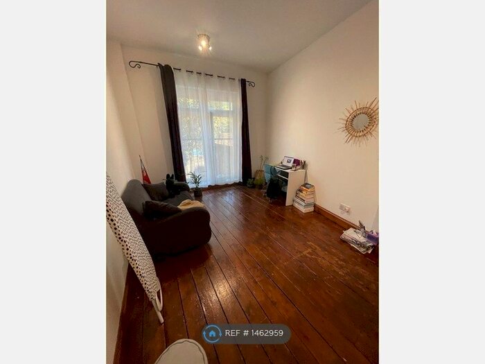 Studio To Rent In Kentish Town Road, London, NW5