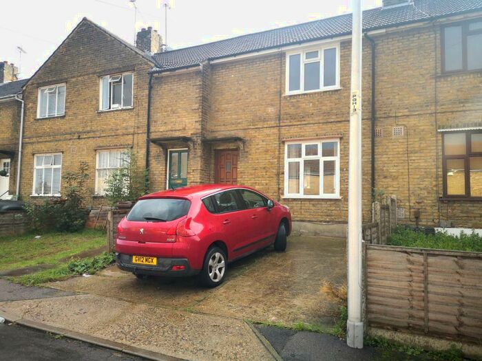 3 Bedroom Terraced House To Rent In Princes Street, Rochester, ME1