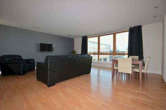 3 Bedroom Property To Rent In Gardner\'s Crescent Fountainbridge United Kingdom, EH3