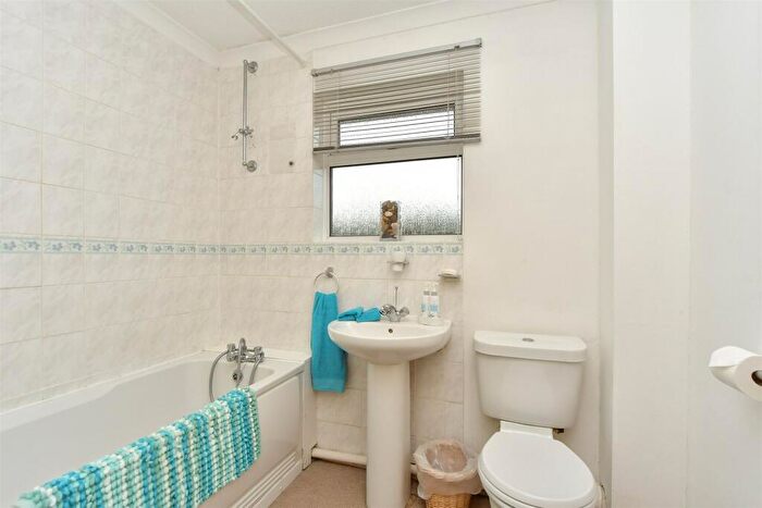 1 Bedroom End Of Terrace House For Sale In Ploughmans Way, Rainham, Gillingham, Kent, ME8