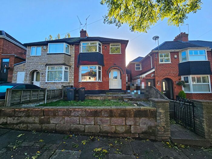 3 Bedroom Property To Rent In Rockford Road, Great Barr, Birmingham, B42