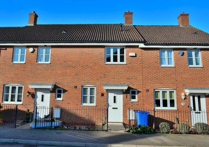 2 Bedroom Terraced House To Rent In Pump Place, Old Stratford, MK19
