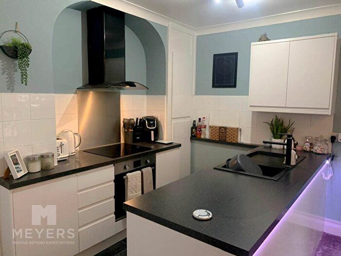 1 Bedroom Apartment To Rent In Hampshire Court, Bourne Avenue, Bournemouth, BH2