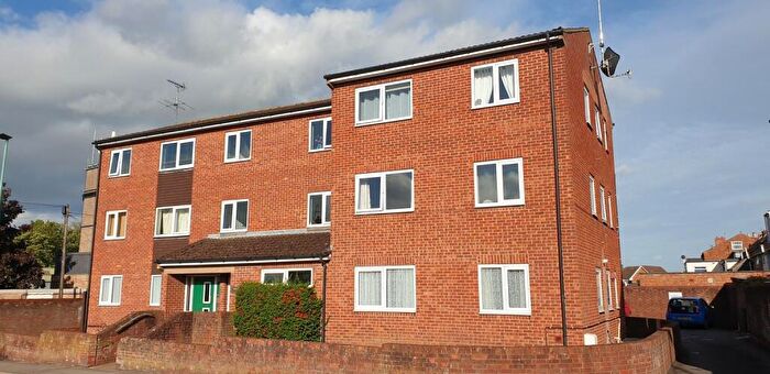 2 Bedroom Flat To Rent In Bartholomew House, Oldbury Road, Tewkesbury, GL20