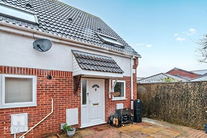 2 Bedroom End Terrace House For Sale In Georges Mews, Wimborne, BH21