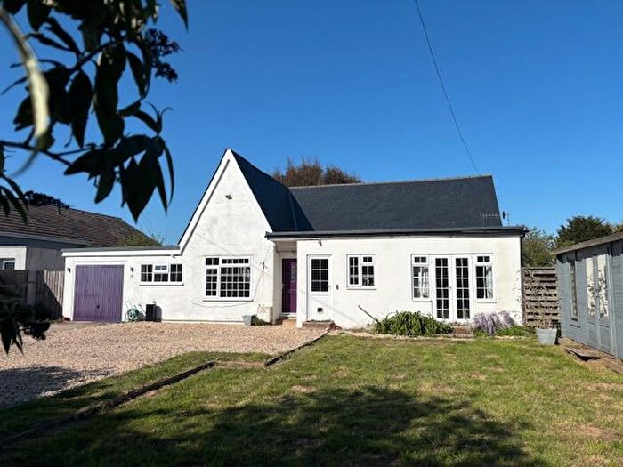 5 Bedroom Detached House For Sale In Park Lane, Selsey, PO20