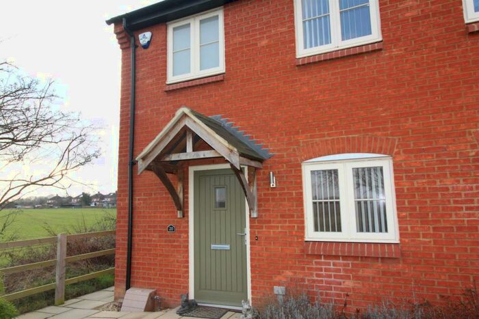 3 Bedroom Semi-Detached House To Rent In Riverview, Old Stratford, MK19