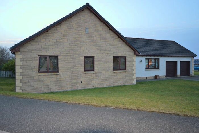 4 Bedroom Bungalow To Rent In Redwood Court, Inverness IV2